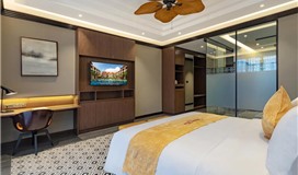 Premium Garden/City view